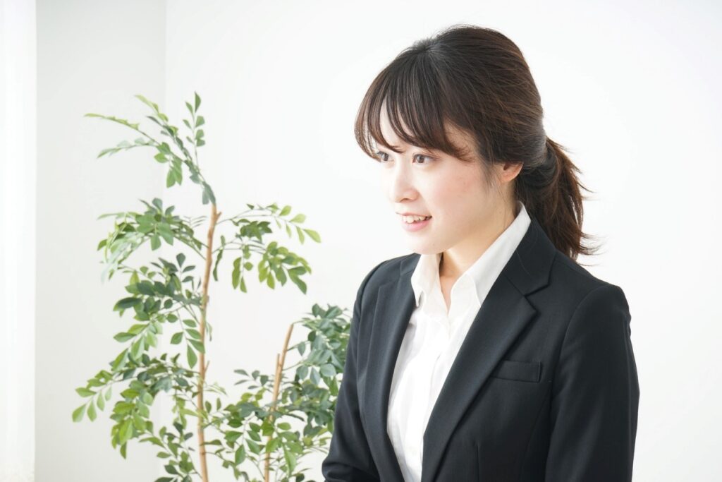 リクルートスーツ選びで内定がもらえる 失敗しないリクルートスーツの選び方 ホワイト企業が集まる就活情報サイト ホワイトキャリア